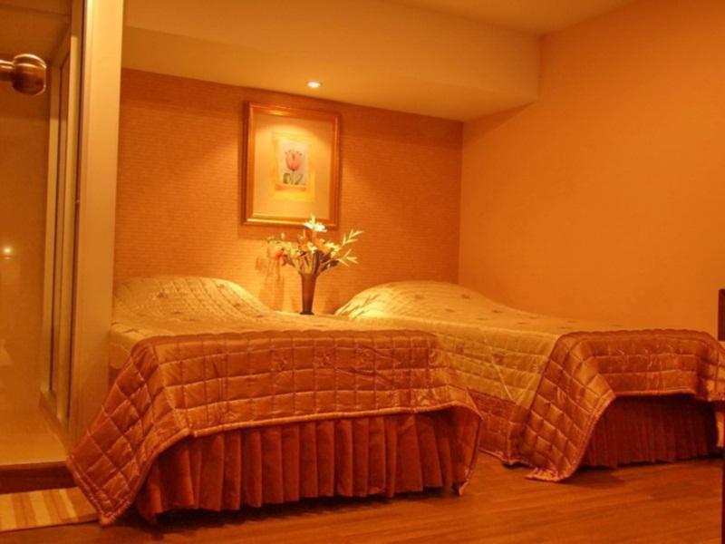 499 Hotel Ratchadapisek Bangkok Ngoại thất bức ảnh